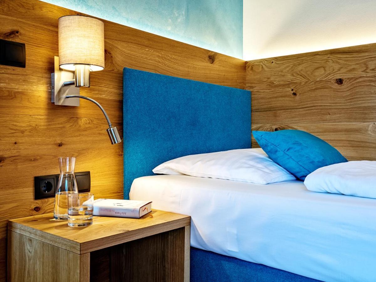 Stadthotel Eggerbraeu Imst Room photo