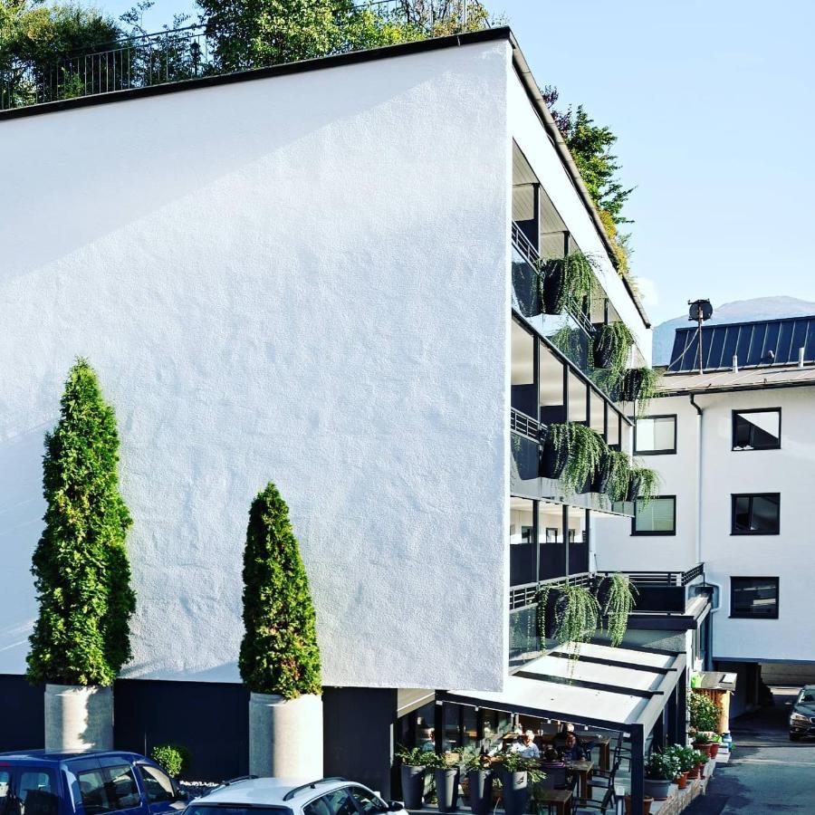 Stadthotel Eggerbraeu Imst Exterior photo